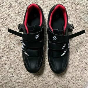 Barely used peloton shoes size 43 (equivalent to men’s size 12)